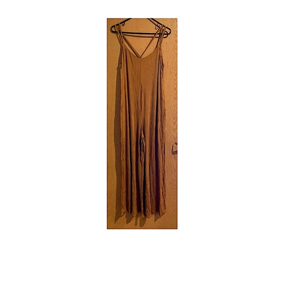 SALE🎈NWOT NEVER WORN MUSTARD ONE PIECE SUPER SOFT JUMPSUIT WITH POCKETS! - Picture 8 of 12